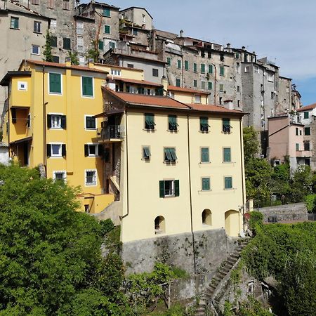 Casa E Mansarda Delle Mura أَميليا المظهر الخارجي الصورة